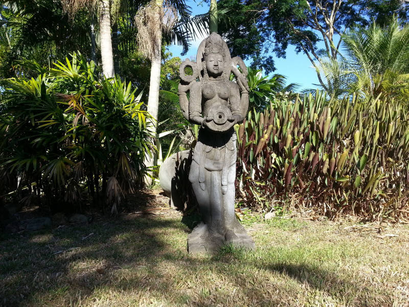 Easter island statue